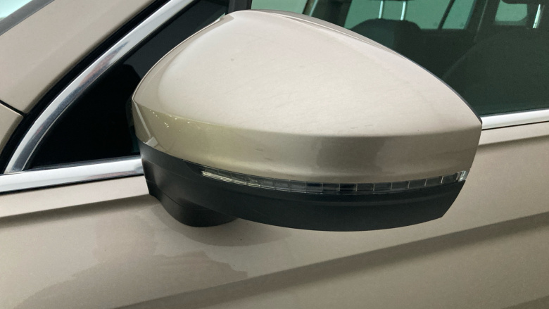 Volkswagen Tiguan 2.0 TSi 180 4Motion SEL 5dr DSG Petrol Estate